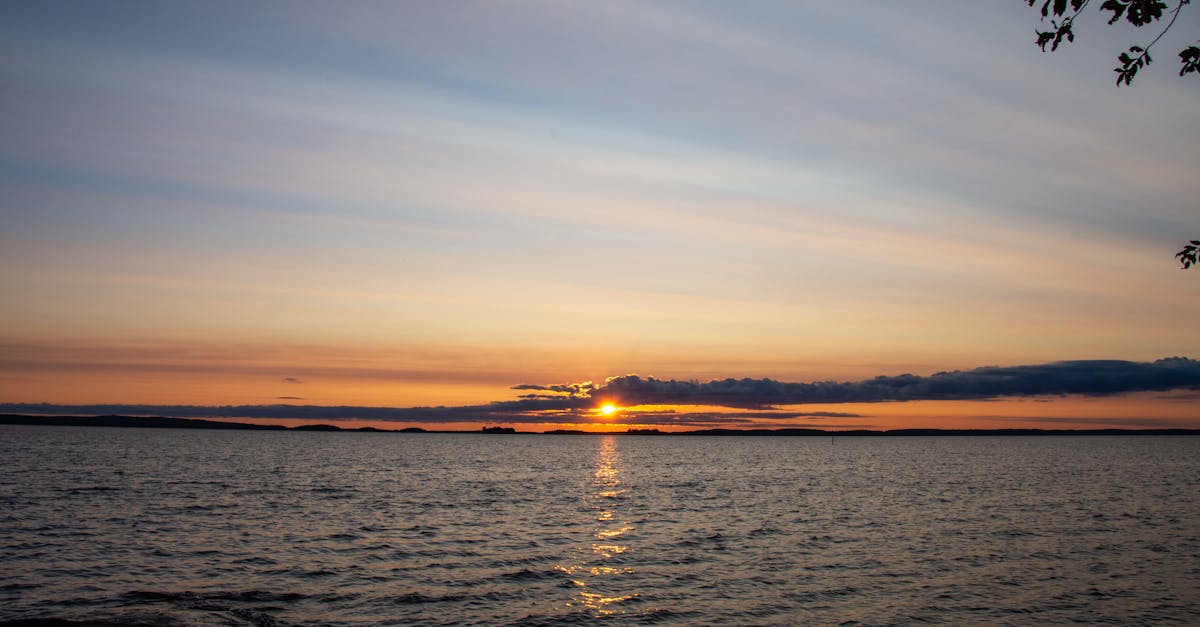 Syvänmerenkaivostoiminta - Syvänmeren kaivostoiminta: Uuden aikakauden mahdollisuudet ja ympäristöhaasteet